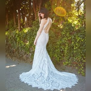 Stunning White Lace Wedding Dress, Size 8